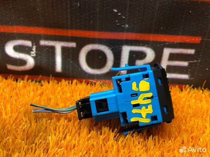 Кнопка освещения панели приборов Volkswagen