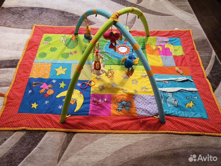Развивающий коврик