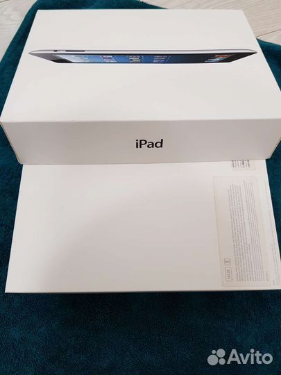 Оригинальная упаковочная коробка от iPad 4