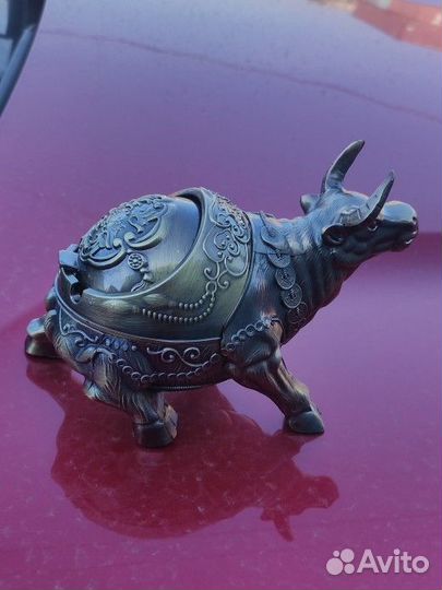 Пепельница с крышкой