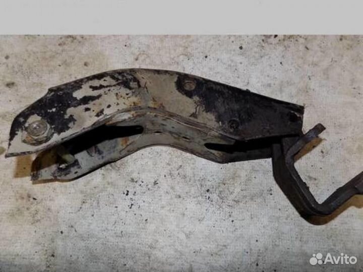 Кронштейн двигателя задний Nexia 1995-2016