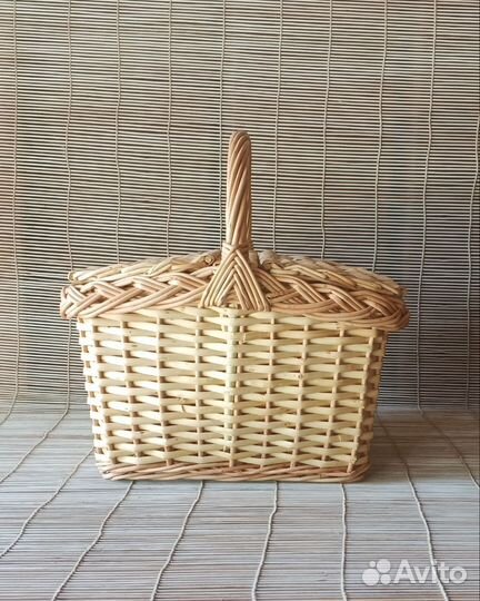 Плетеная Корзина с крышкой (пикник) ива