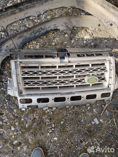 Решетка радиатора Land Rover Freelander 2 06-14