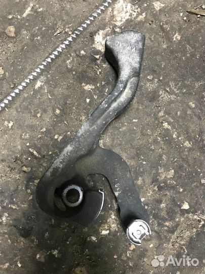 Рычаг выбора передач Volkswagen Polo