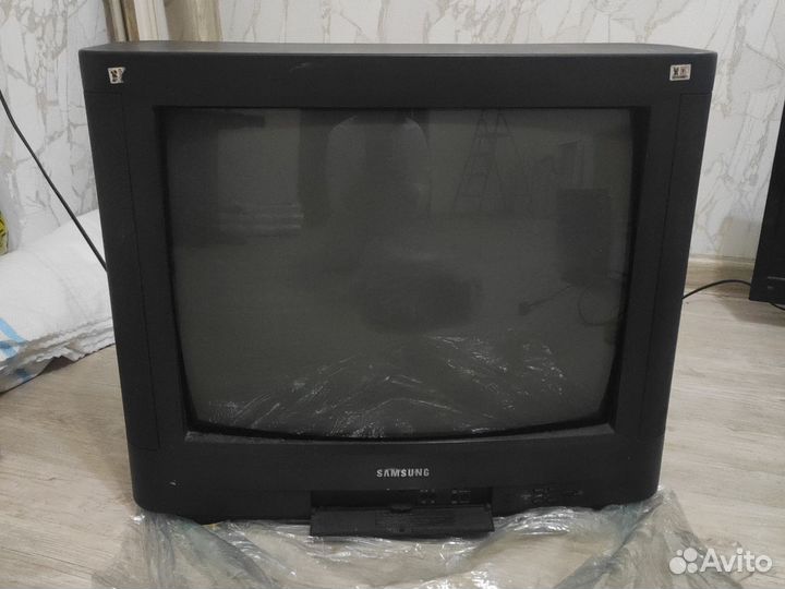 Телевизор Samsung