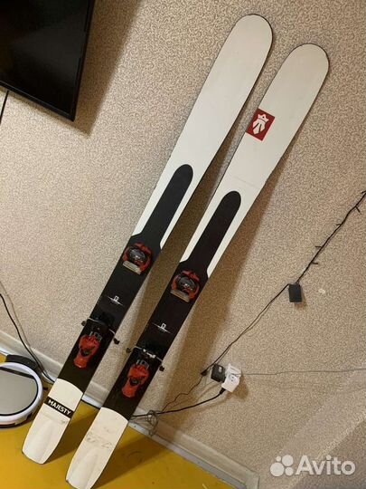 Горные лыжи для фрирайда