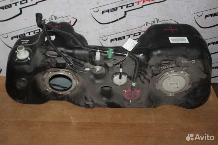 Бензобак nissan juke F15 NF15 YF15 левый руль 2WD