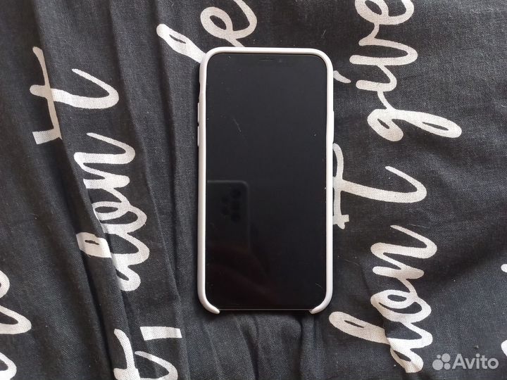 iPhone X, 64 ГБ
