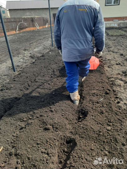 Вспашка земли