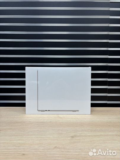 MacBook Air 15' M2 256GB Starlight