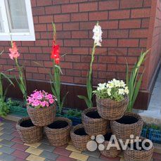 Кашпо для цветов (искусственный ротанг)