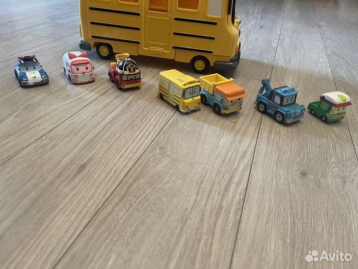 Автобус Скулби Поли робокар