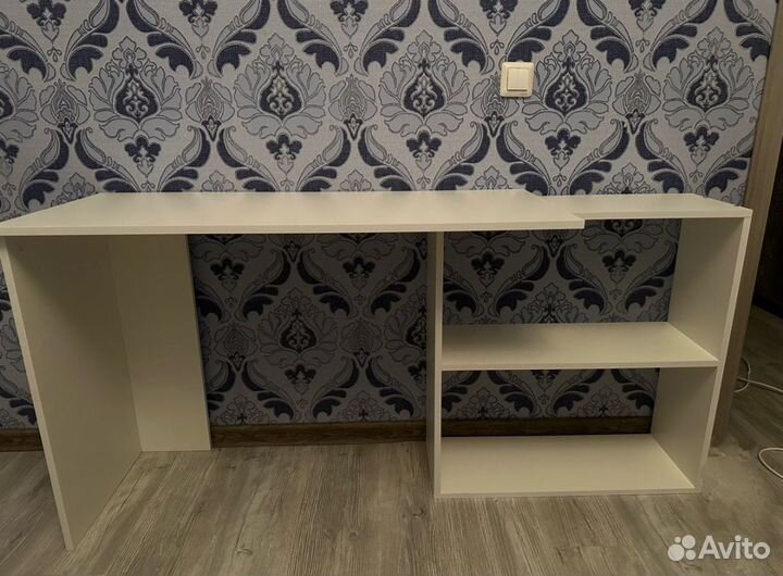 Стол компьютерный новый