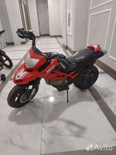 Детский электромотоцикл Ducati