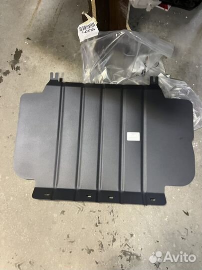 Продам защиту на Vezel 13