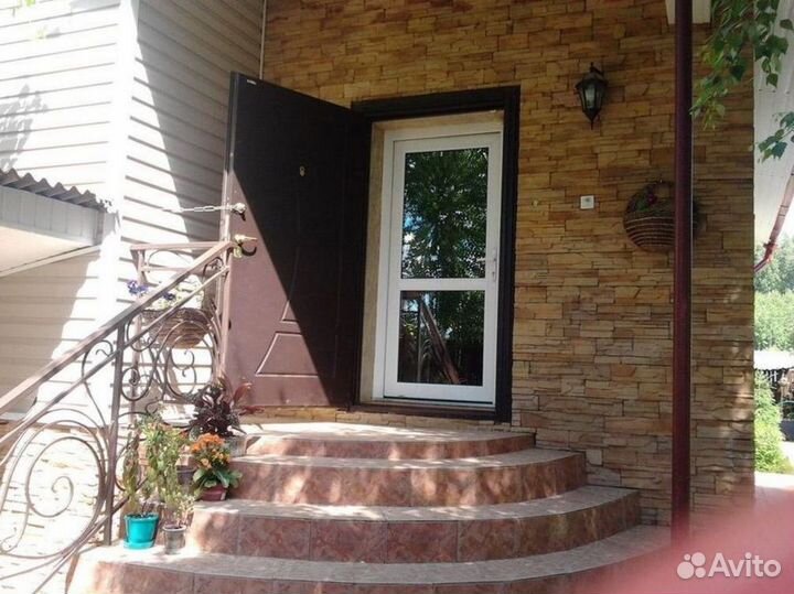 Пластиковые двери / Входная группа