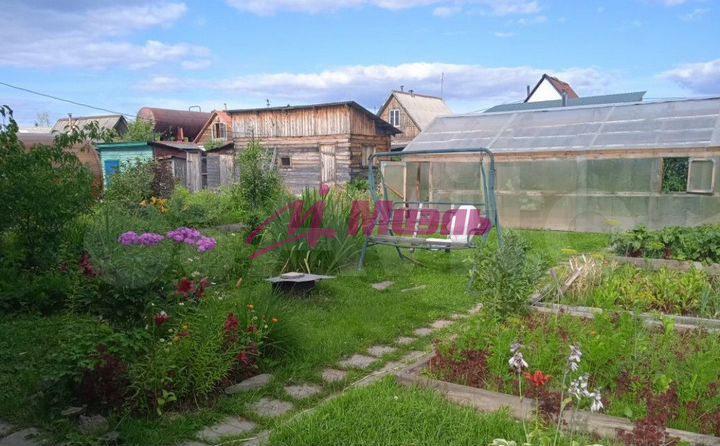 Дача 15,3 м² на участке 4 сот.