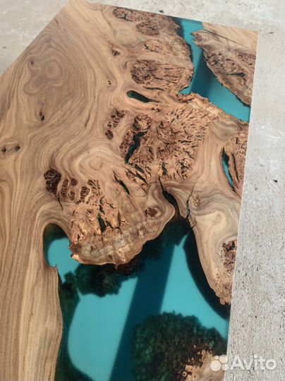 Стол река из карагача