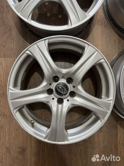 Красивое литье р16 5*100 subaru