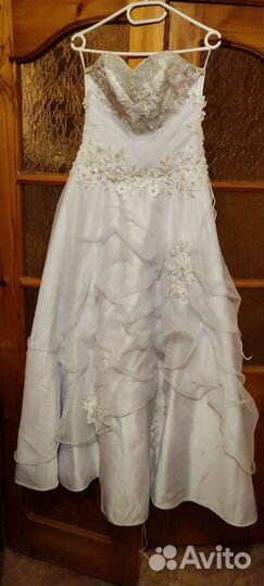 Свадебные платья