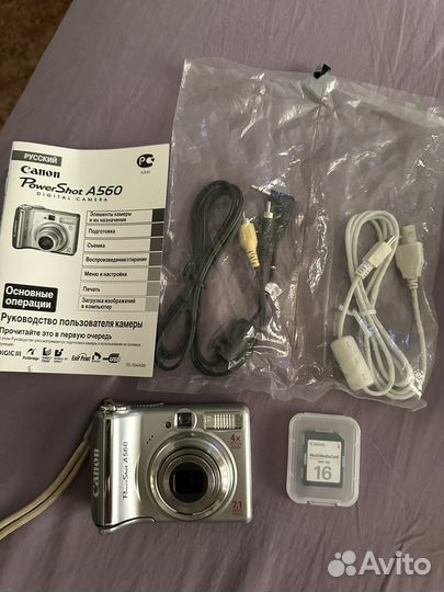 Компактный фотоаппарат canon