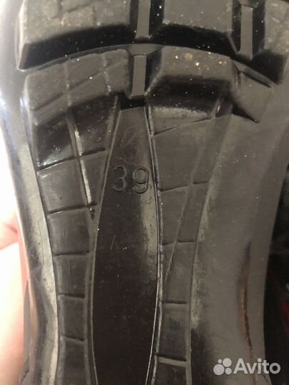 Лыжные ботинки