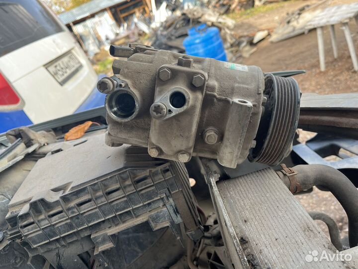 Компрессор кондиционера passat б6