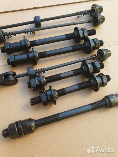 Оси под эксцентрик или гайку, передние или задние