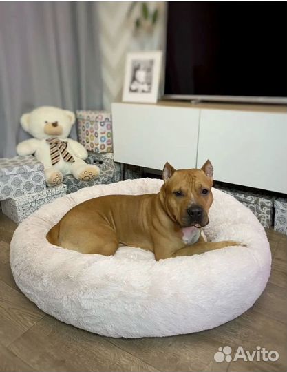 Большая мохнатая кровать для домашних животных