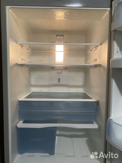 Холодильник daewoo