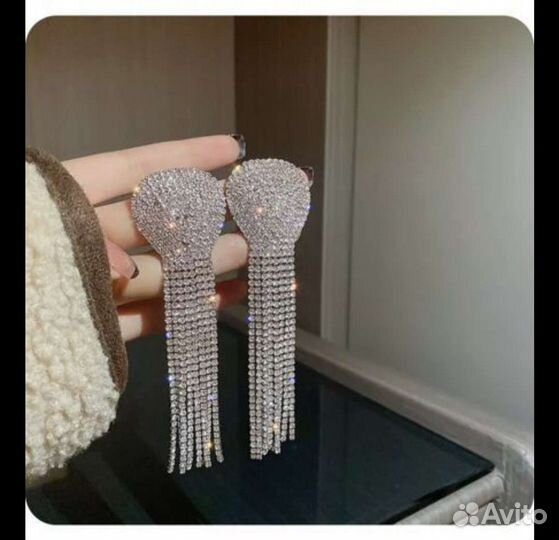 Серьги бижутерные