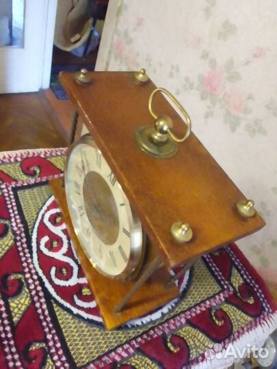 Настольные мех. часы 