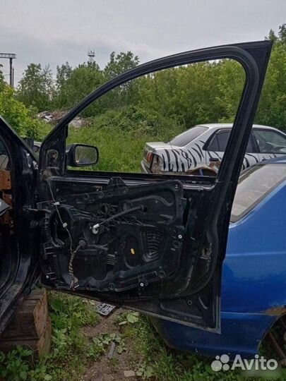 Дверь передняя правая Ford Fusion 2005