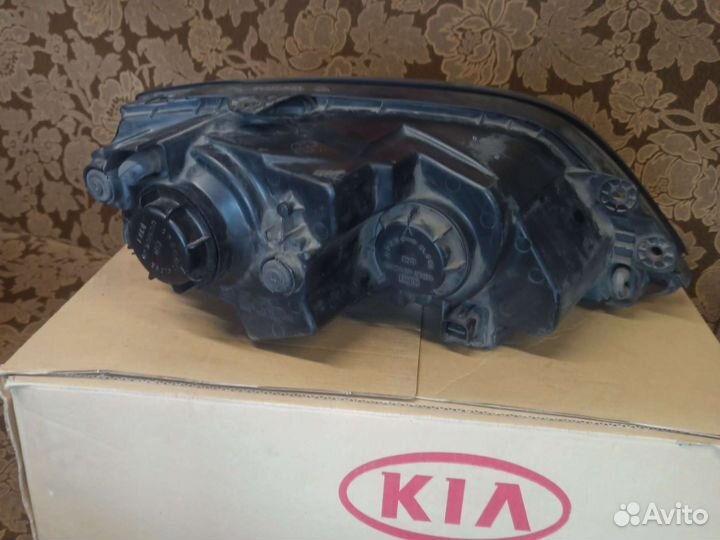 Фара kia sorento левая оригинал