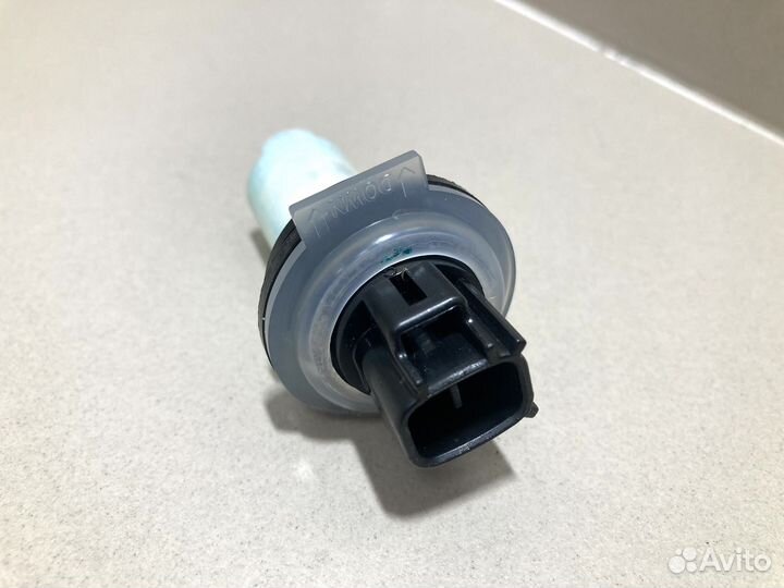 Датчик уровня стеклоомывающей жидк Lexus/Toyota