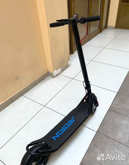 Электросамокат leson S006