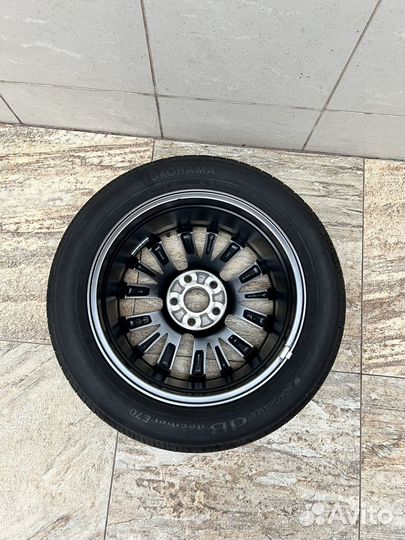 Колесо в сборе на Camry v55 (215/55/r17)