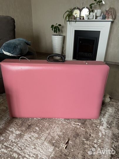 Кушетка для наращивания ресниц