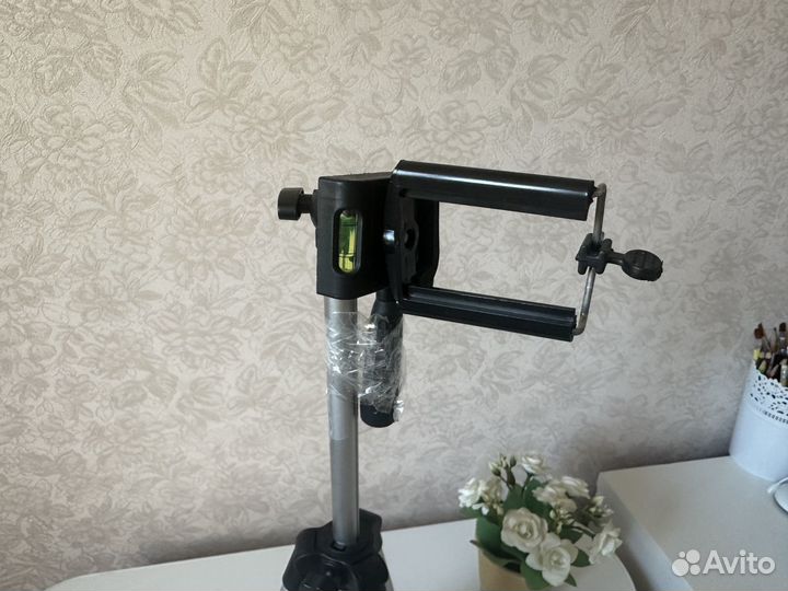Штатив тренога для телефона напольный