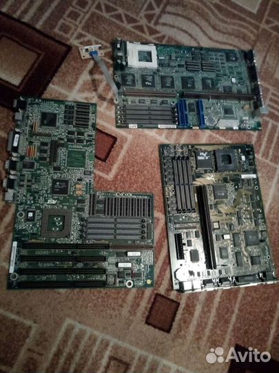 Видео, Старинная материнская плата