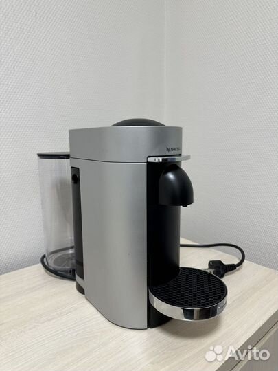 Кофемашина Vertuo Plus DeLonghi Nespresso