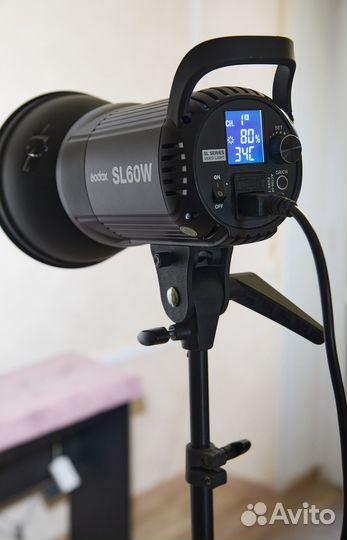 Студийный свет godox SL60W