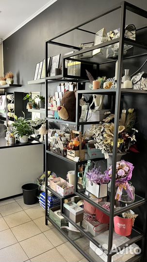 Цветочный магазин + товары для праздника