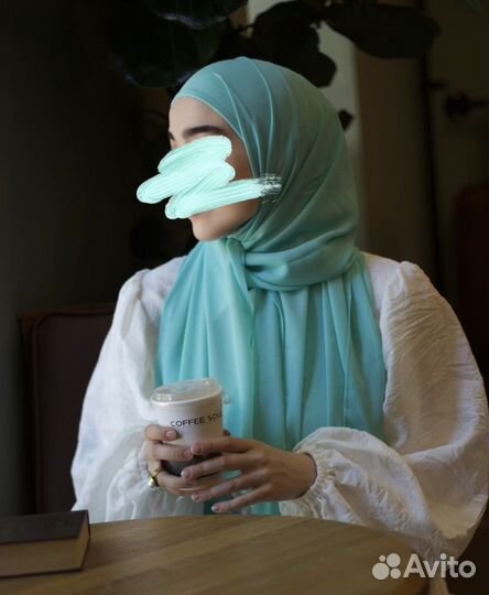 Женские шарфы и платки