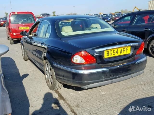 Jaguar X Type разбирается AJ25