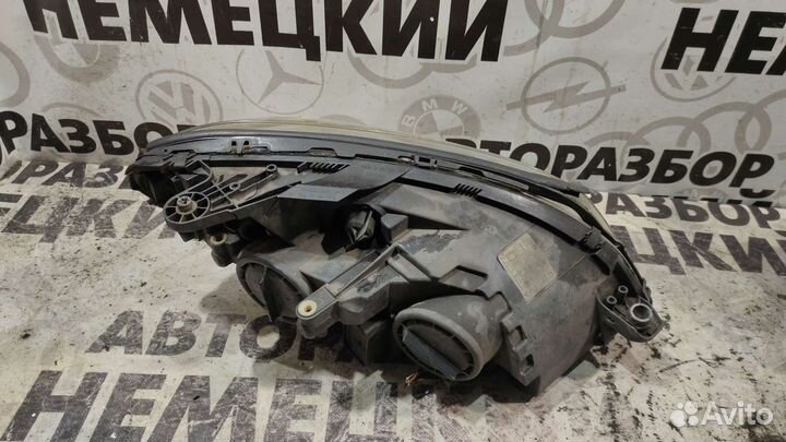 Фара левая Mercedes W204