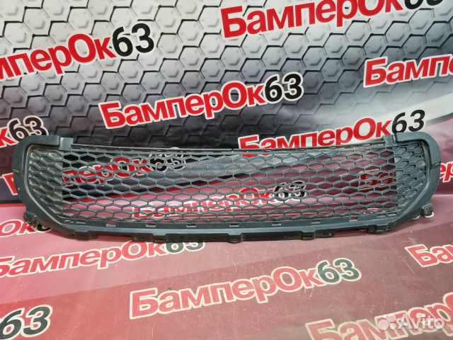 Решетка бампера передний Land Rover Freelander