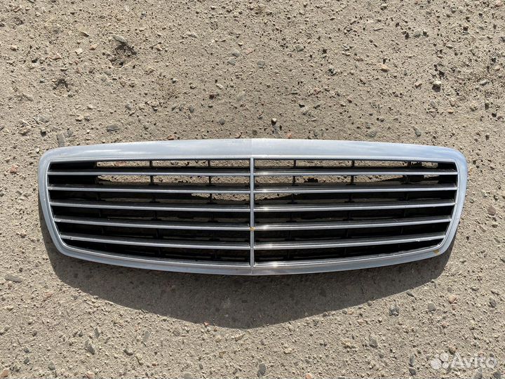 Решетка радиатора mercedes w211