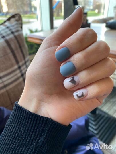 Маникюр, наращивание ногтей. Звездная