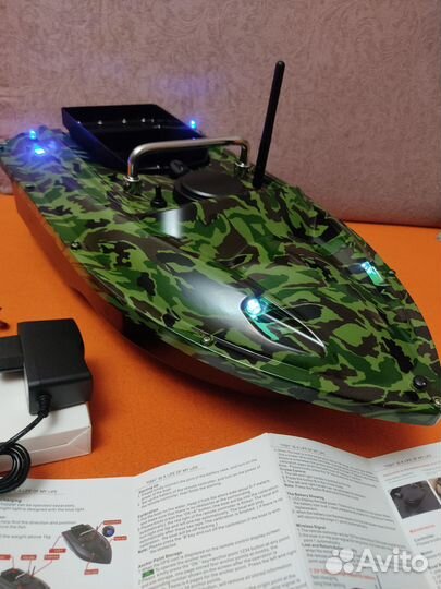 Кораблик для рыбалки и завоза прикормки C118gps